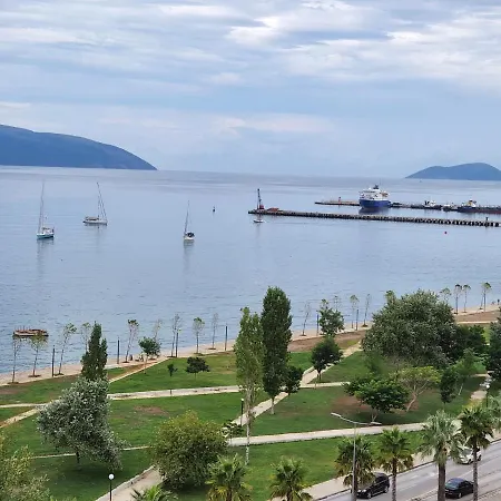 Lungomare 2d Apartment Vlore
